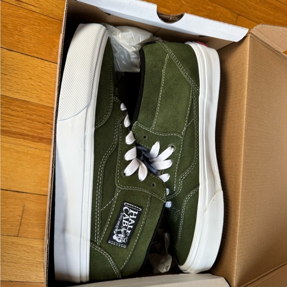 Men’s Vans Half Cab Skateboard shoes. - Picture 5 of 6